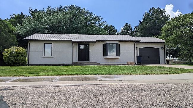 Photo of 102 N Monninger St, Montezuma, KS