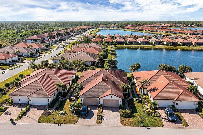 Photo of 1511 Oceania Dr S, Naples, FL