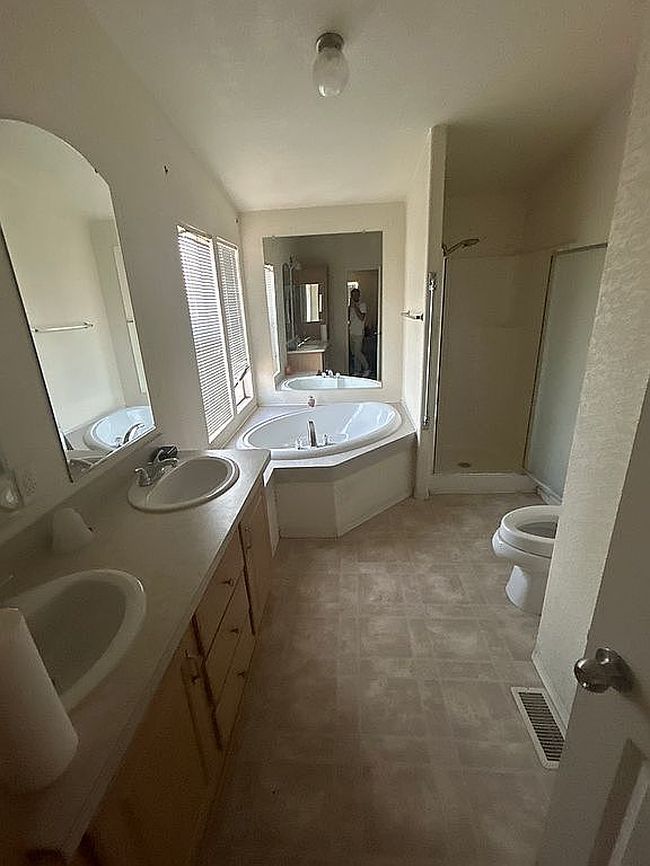Photo of 259 Mojave Ln, Henderson, NV
