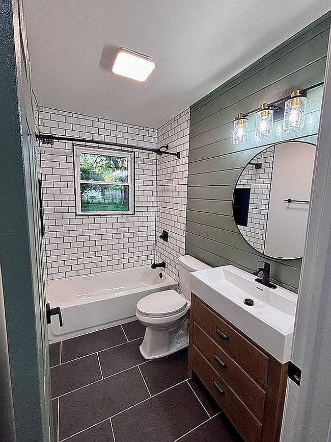 Image of 501 W Alley St