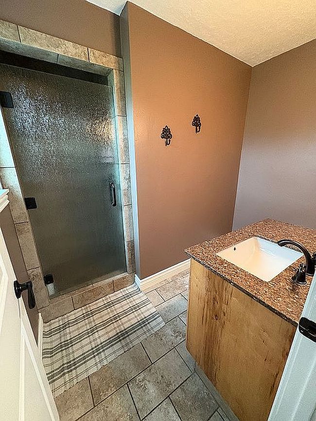 Image of 550 E Canyon Rd