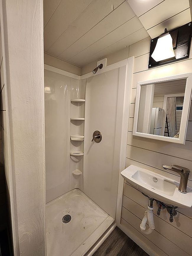 Image of 18309 Sw 67th Ave #1