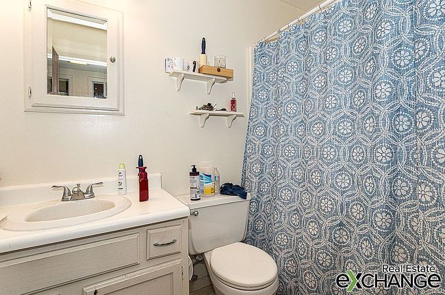 Photo of 1249 48th Ave Apt 18, East Moline, IL