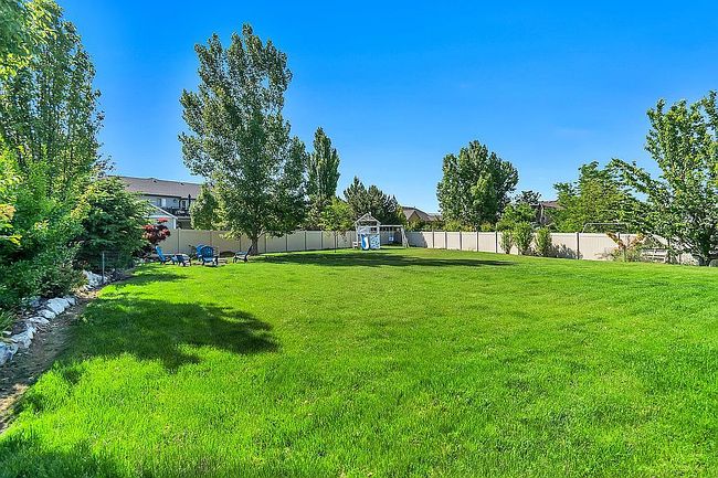Image of 380 W Hillside Dr