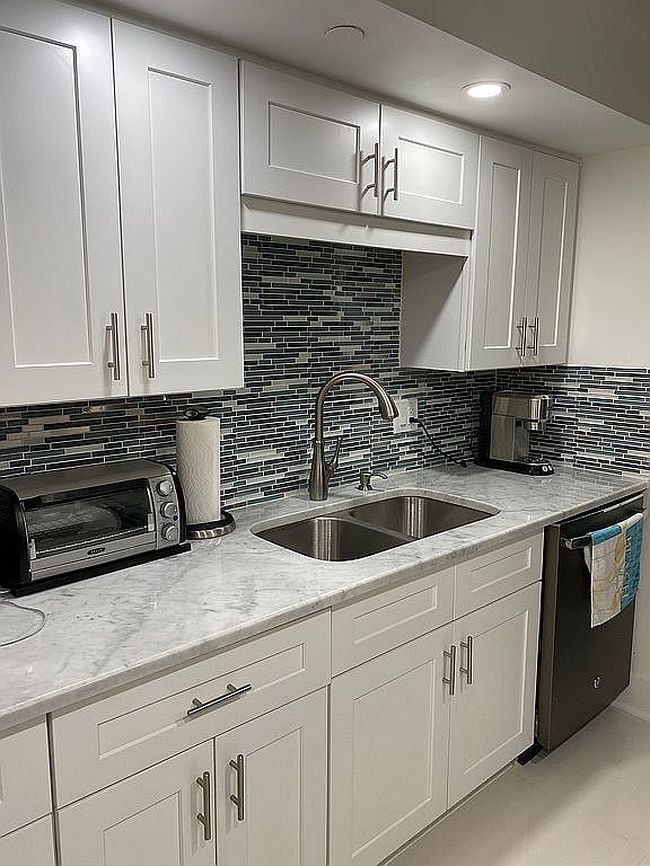 Image of 6917 Collins Ave Apt 910