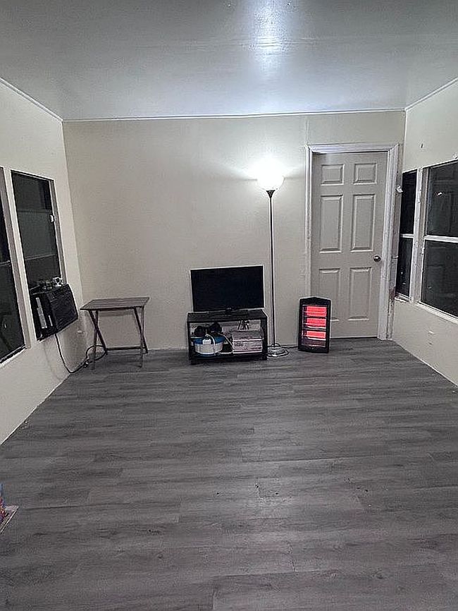 Additional photo 2 of property located at 138 South Dr