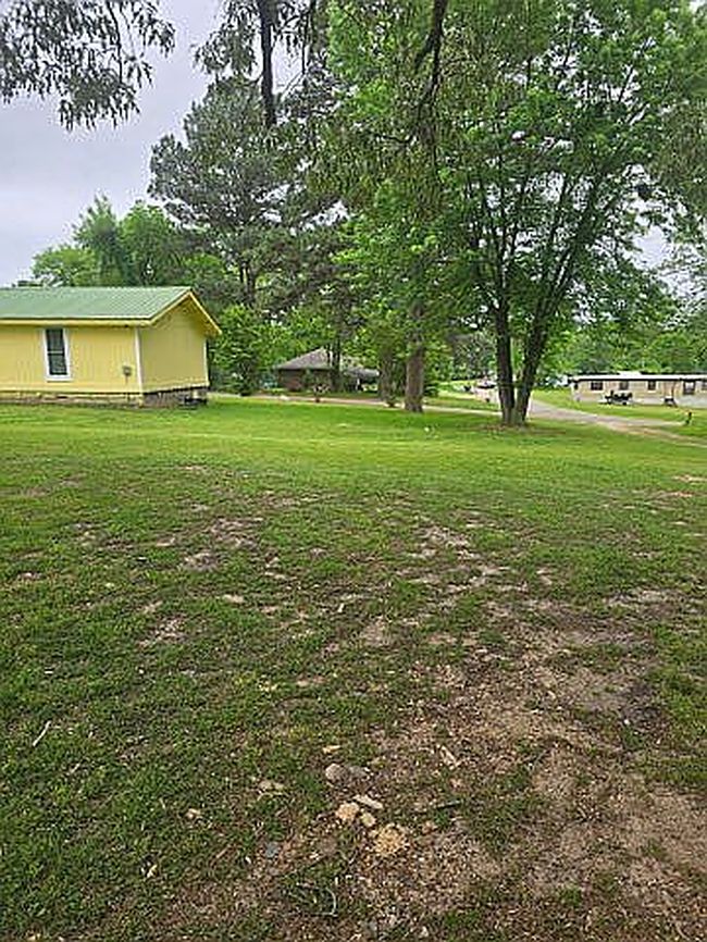 Photo of 403 E 9th St, Wright City, OK