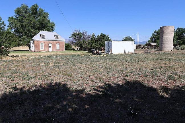 Additional photo 2 of property located at 482 W 100 N