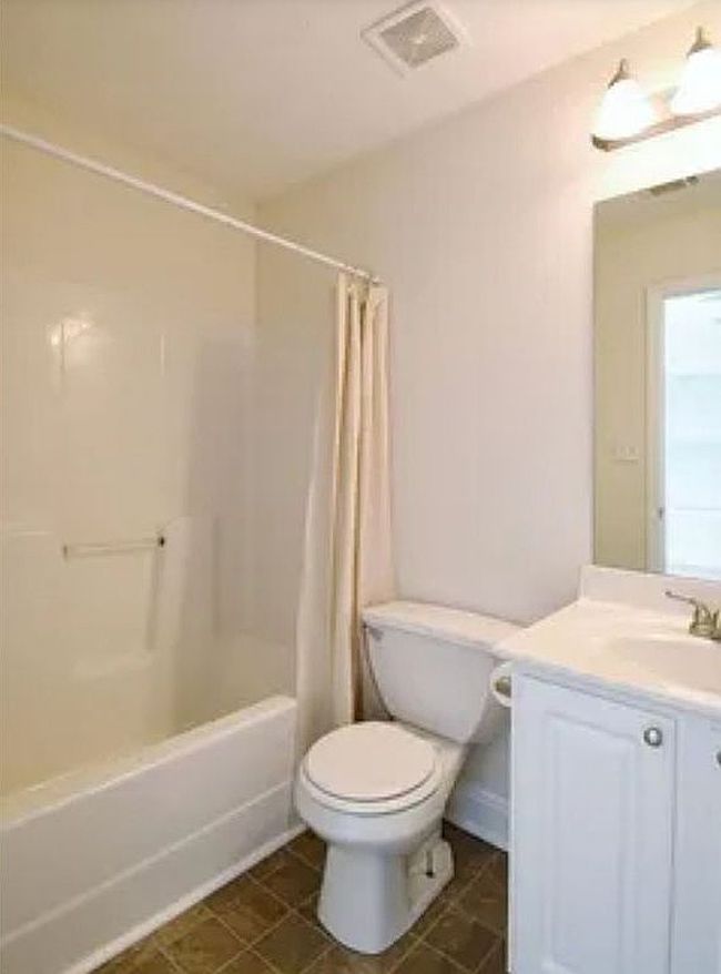 Image of 105 Westchester Dr