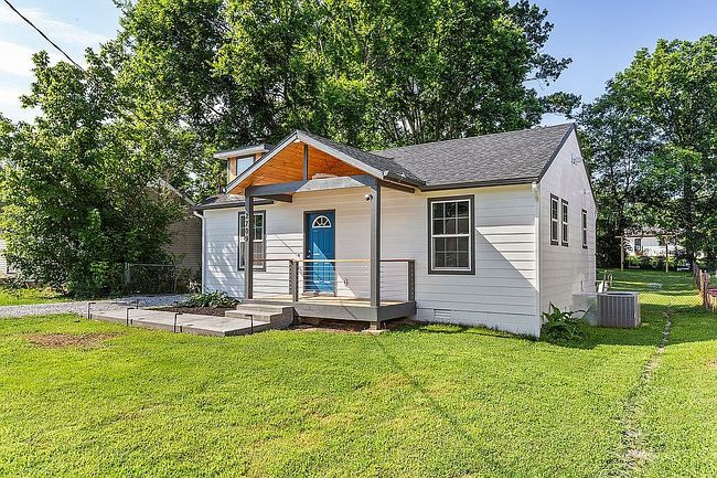 Photo of 2709 Aspen Dr, Nashville, TN