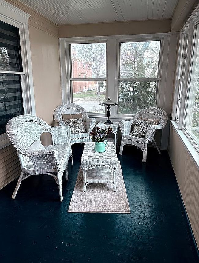 Image of 902 S Jay St
