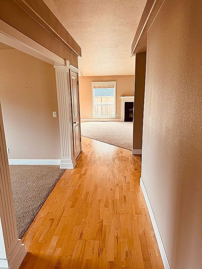 Photo of 2463 Nw Broadway St, Albany, OR