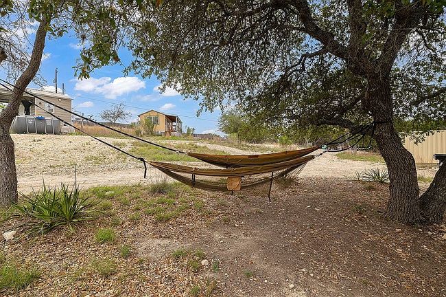 Photo of 2135 Broad Oak Dr, Bandera, TX