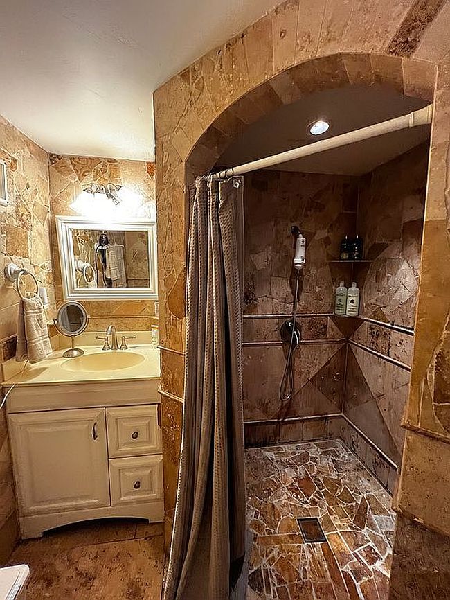 Preview of property located at 1081 Sw 129th Ave