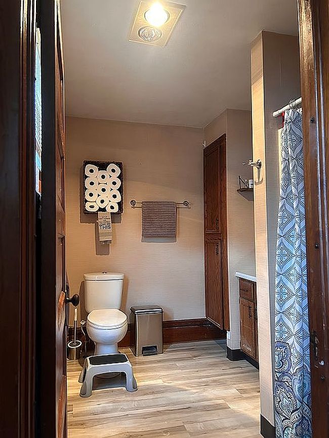 Photo of 302 E 1st St, Mc Connell, IL