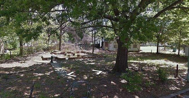 Photo of 1810 W Circle Dr