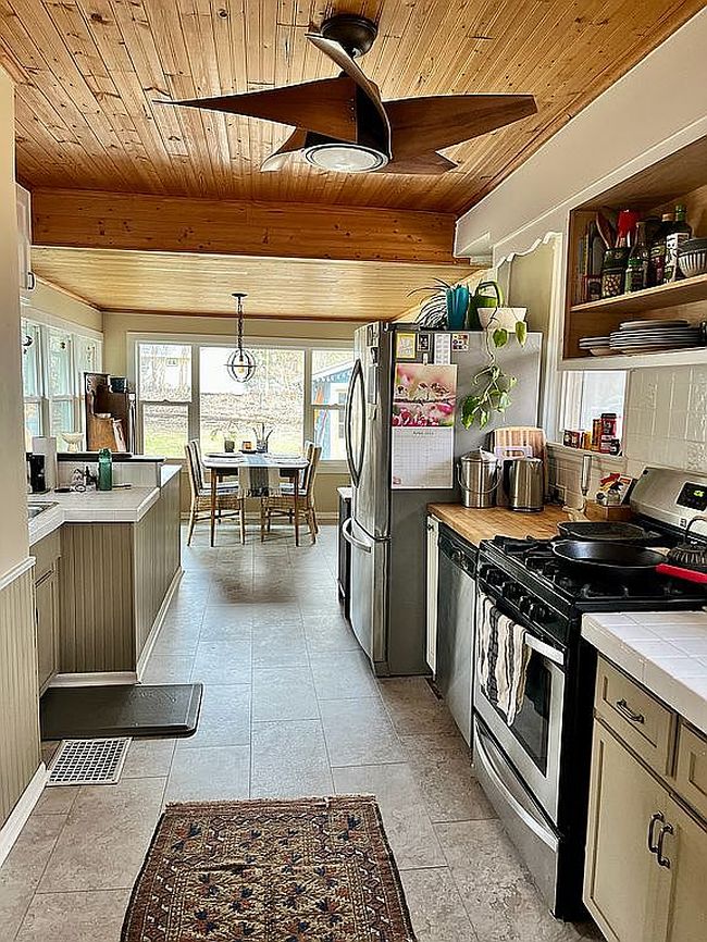 Photo of 4195 Homewood Ave, White Bear Township, MN