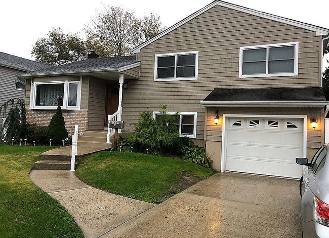 Photo of 2664 Grayson Dr, East Meadow, NY