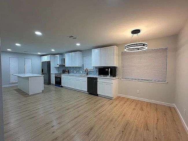 Photo of 3501 Ridgedale Dr, Garland, TX