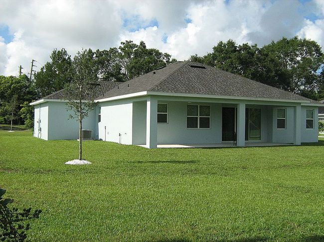 Additional photo 3 of property located at 535 Dowling Cir