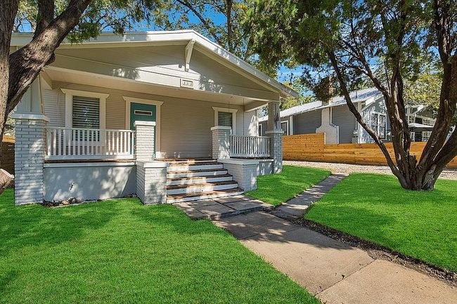 Preview of property located at 333 University Ave