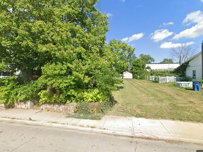Photo of 918 N Washington St, Marion, IN