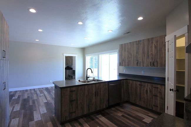 Photo of 1219 N 1150 E, Shelley, ID
