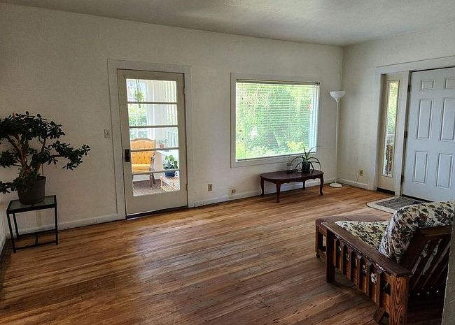 Photo of 803 Main St, Philomath, OR