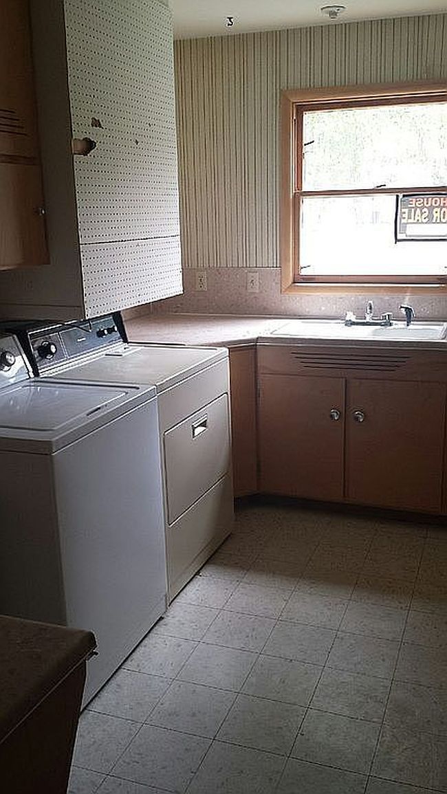 516 S Cave Ave, Bird City, KS