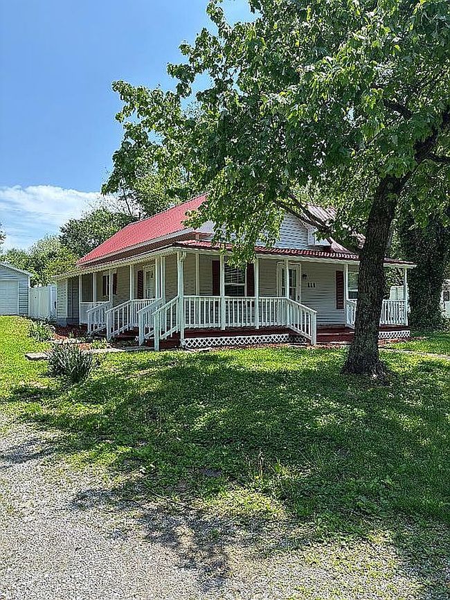 Image of 111 Bevard St