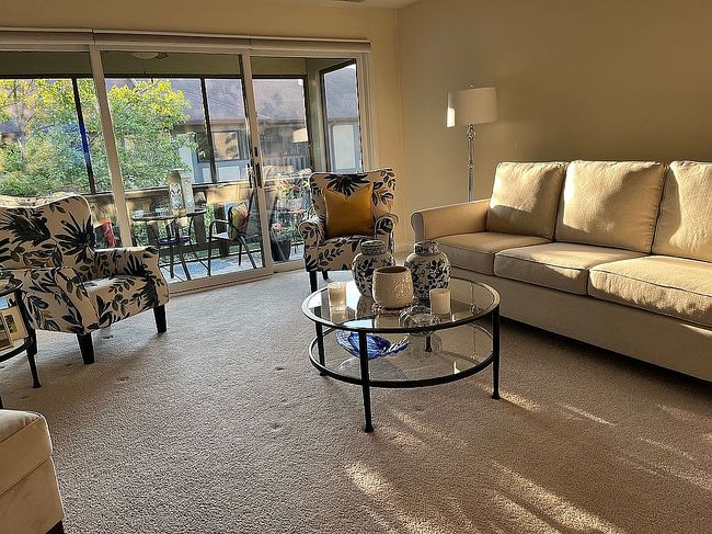 Photo of 13206 N Country Club Ct Apt 2A, Palos Heights, IL