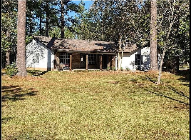 Photo of 685 Rock Hill Rd, Bentley, LA
