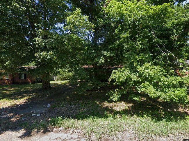 Photo of 1740 Carlyle Rd, Memphis, TN