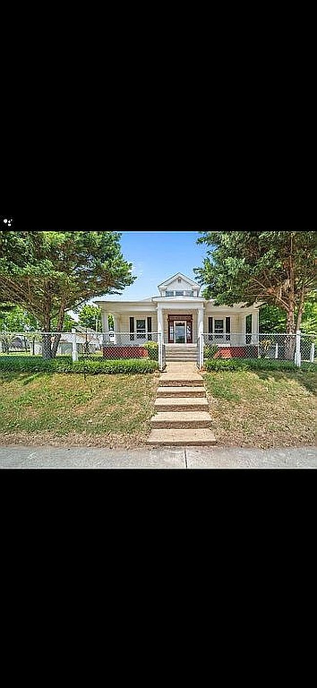 616 Mulberry St, Loudon, TN