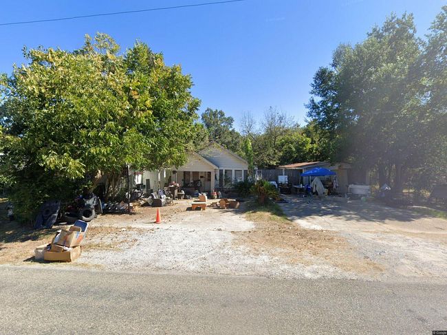 Photo of 6394 32nd St, Groves, TX