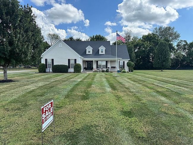 Photo of 280 Seattle Slew Ln, Bowling Green, KY