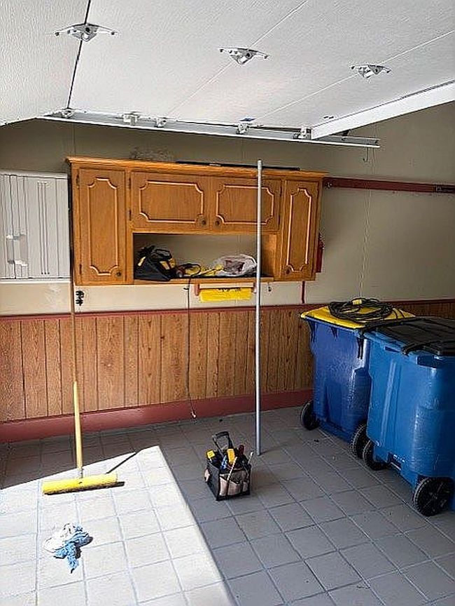 Image of 7921 Roe Ave