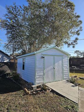 Image of 9157 Tangelo Blvd
