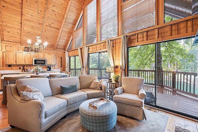 Additional photo 1 of property located at 178 Harbour Point