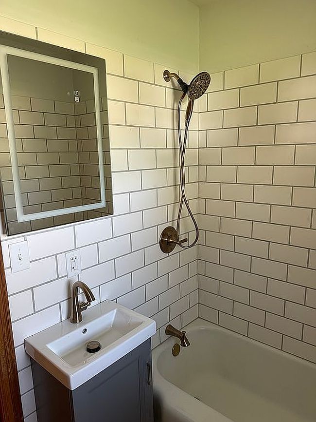 Image of 332 Appanoose St