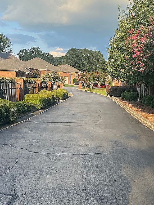 Additional photo 1 of property located at 215 Windemere Dr