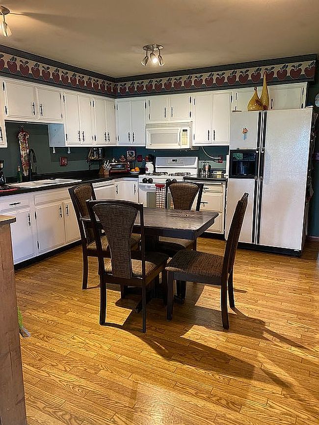 Photo of 7019 Marengo Rd, Garden Prairie, IL