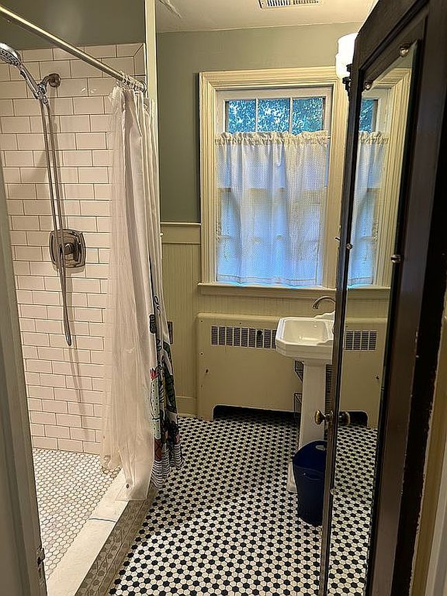 Image of 329 Regester Ave