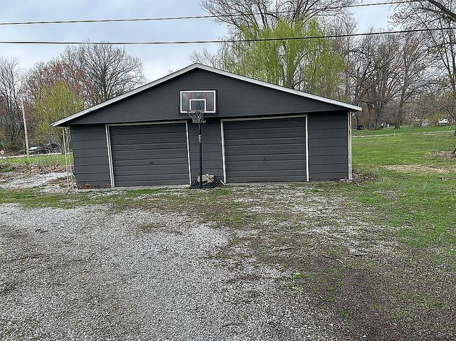 Photo of 511 W Main St, Jasonville, IN