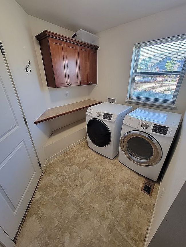 Photo of 1519 Springwater Ave, Wenatchee, WA
