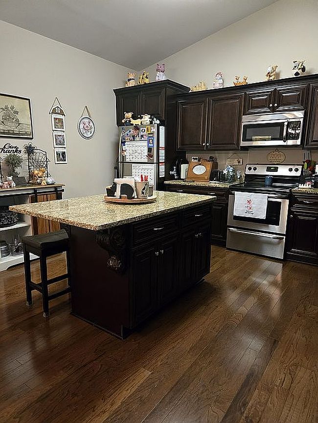 Photo of 1830 Bogey Ln, Asheboro, NC