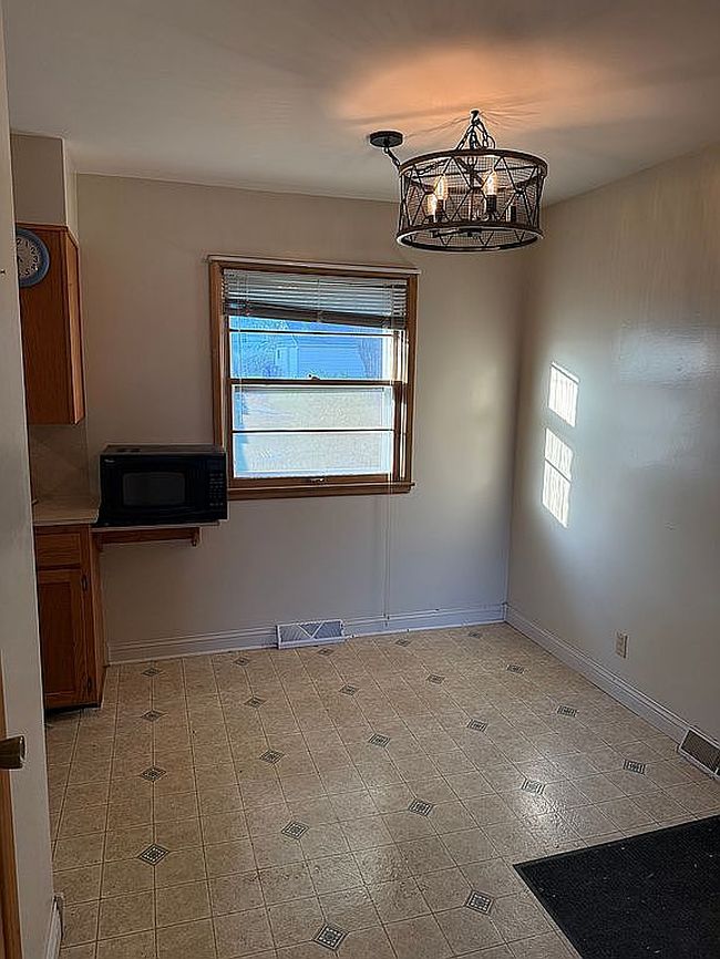 Photo of 4000 Mount Vernon Rd Se, Cedar Rapids, IA