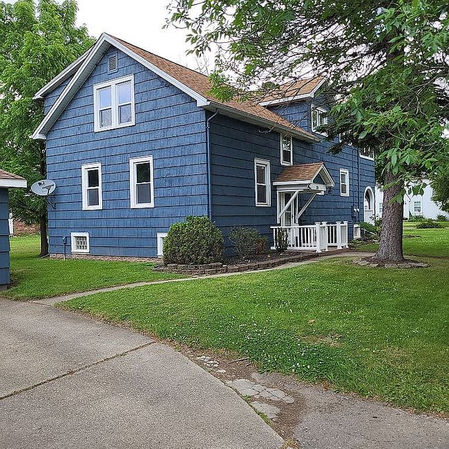 Photo of 70 Gordon St, Williamsville, NY