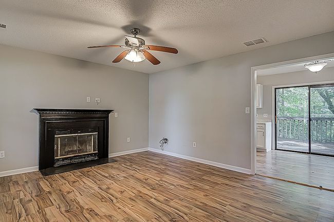 Preview of property located at 1933 Astoria Ct