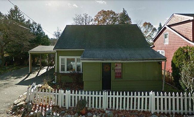 Additional photo of property located at 21 Bow St